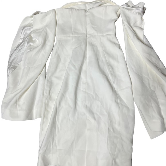 House of CB ‘RHEA’ White long sleeve dress - Picture 7 of 8